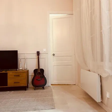 Charming Flat In 13eme * Parigi